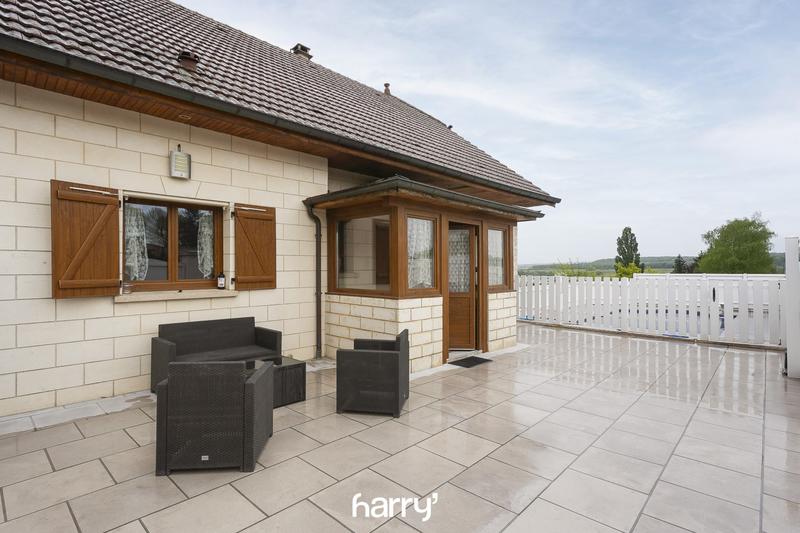 Maison - 174 m² - 7 pièces