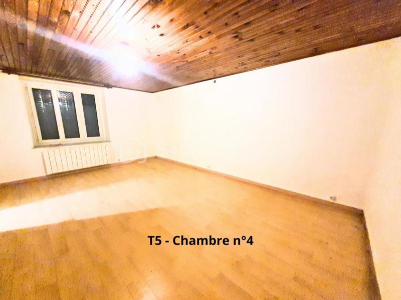 Immeuble - 270 m² - 12 pièces