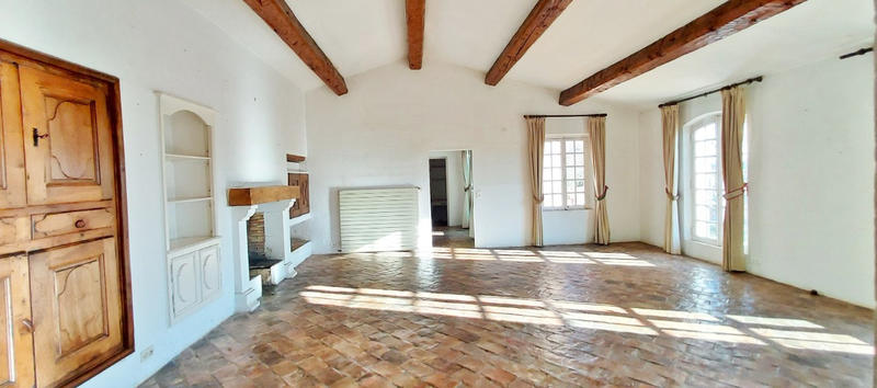 Maison - 260 m² - 10 pièces