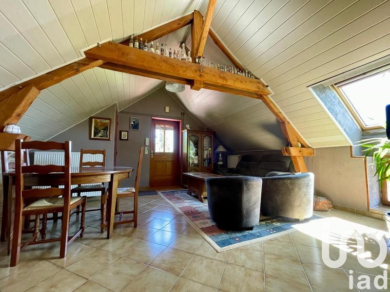 Maison - 185 m² - 7 pièces