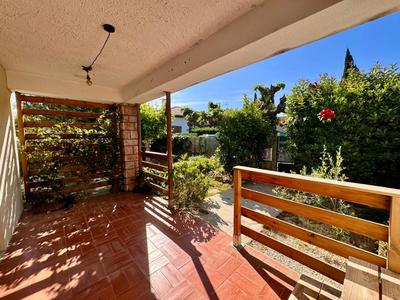 Villa - 200 m² - 10 pièces