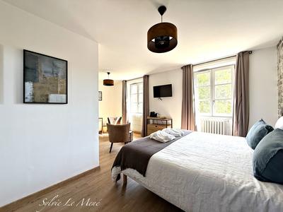 Maison - 459 m² - 14 pièces