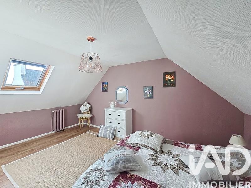 Maison - 148 m² - 9 pièces