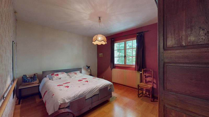 Maison - 290 m² - 10 pièces