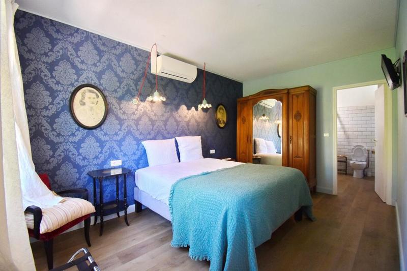 Propriété - 700 m² - 16 pièces