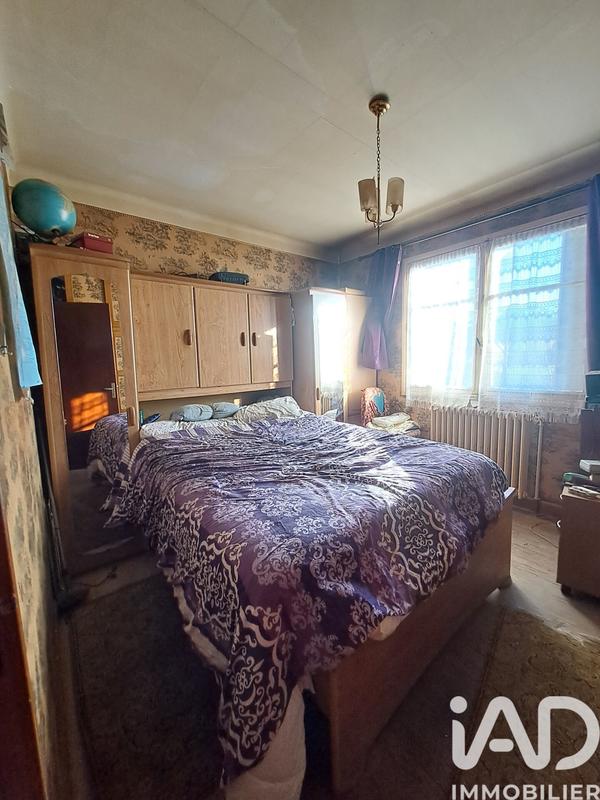 Maison - 140 m² - 8 pièces