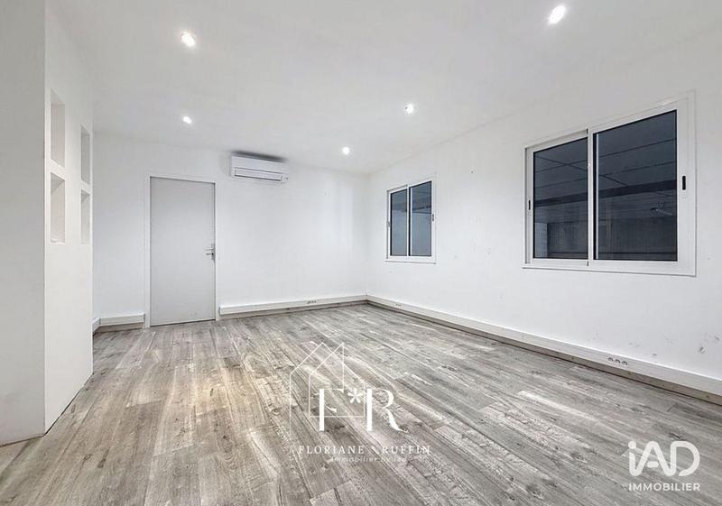 Local commercial - 300 m²