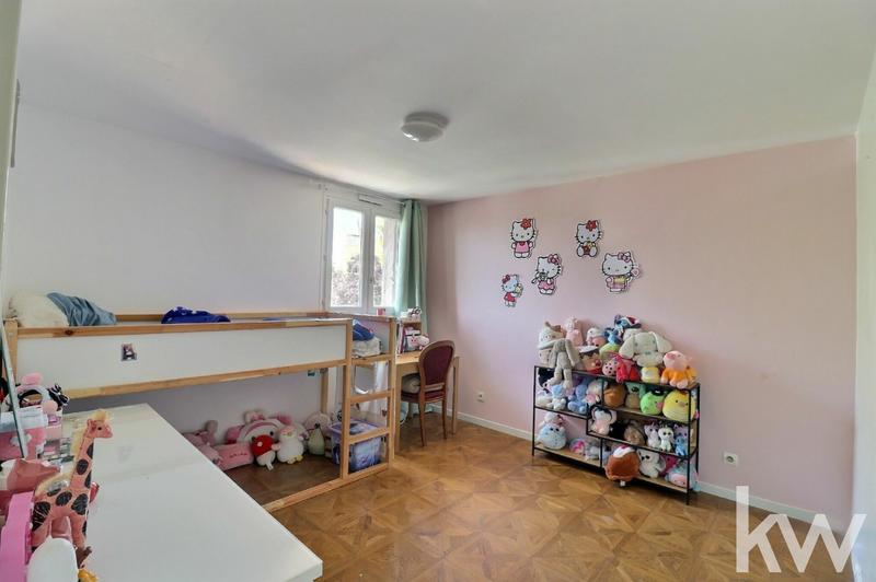 Maison - 74 m² - 5 pièces