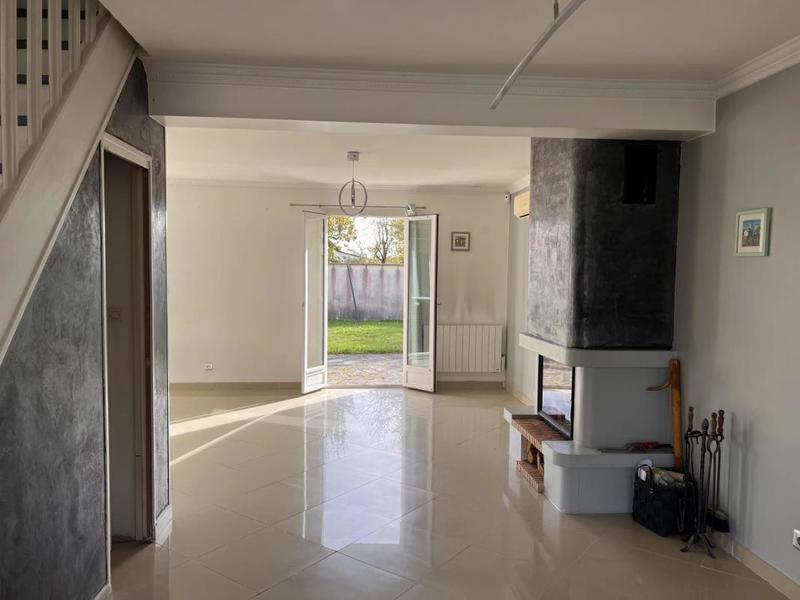 Maison - 84 m² - 5 pièces