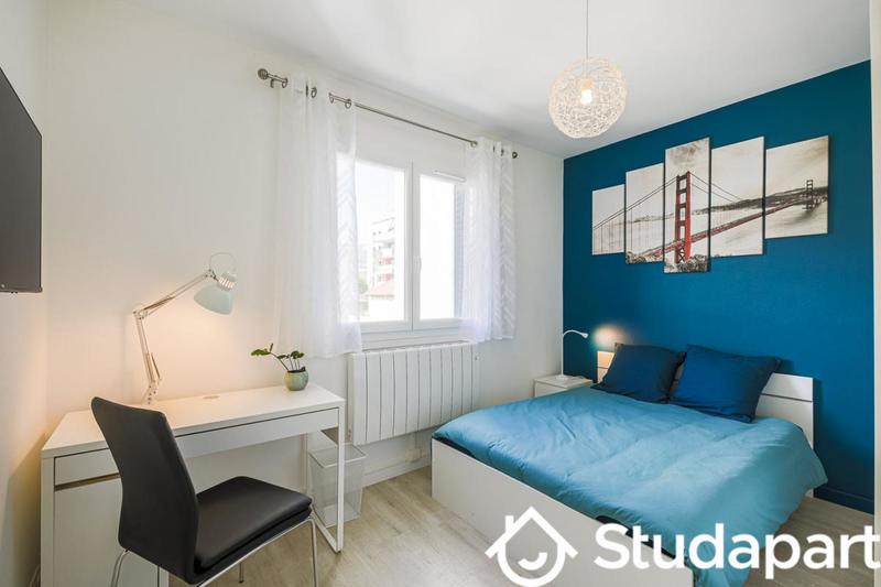 Chambre - 12 m² - 1 pièce