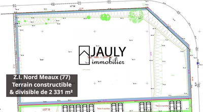 Terrain commercial - 2 331 m²
