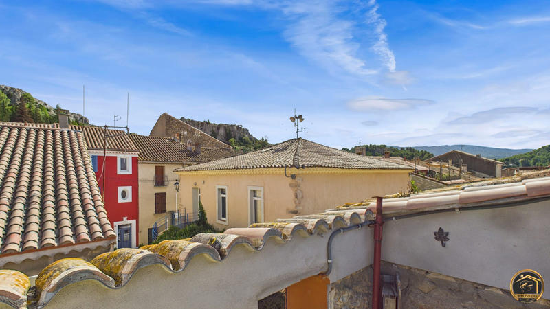 Maison - 111 m² - 5 pièces