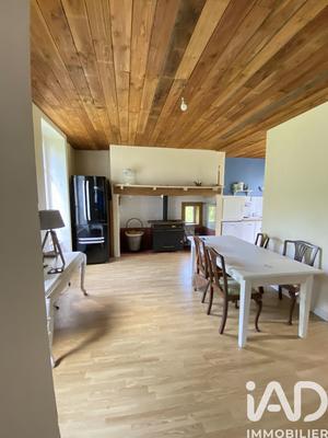 Maison - 98 m² - 4 pièces