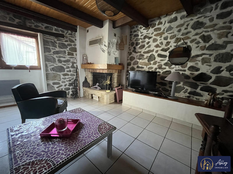 Maison - 95 m² - 4 pièces