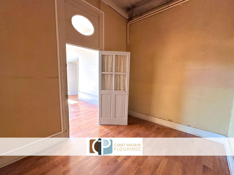 Appartement - 120 m² - 5 pièces