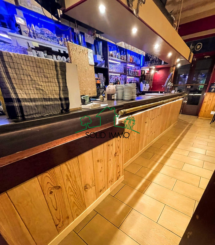 Fonds de commerce - Magasins - 131 m²
