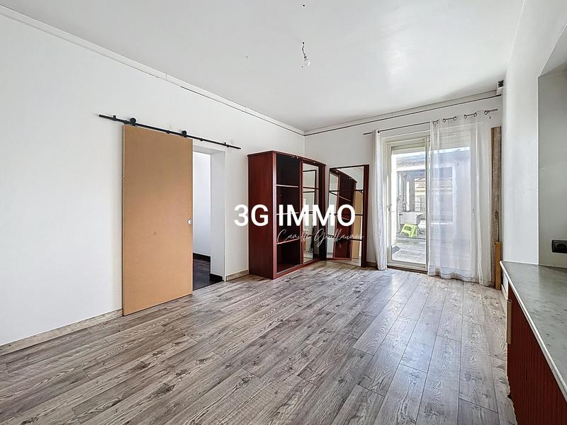 Appartement - 216 m² - 6 pièces