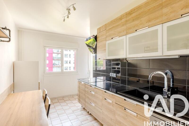 Appartement - 80 m² - 4 pièces