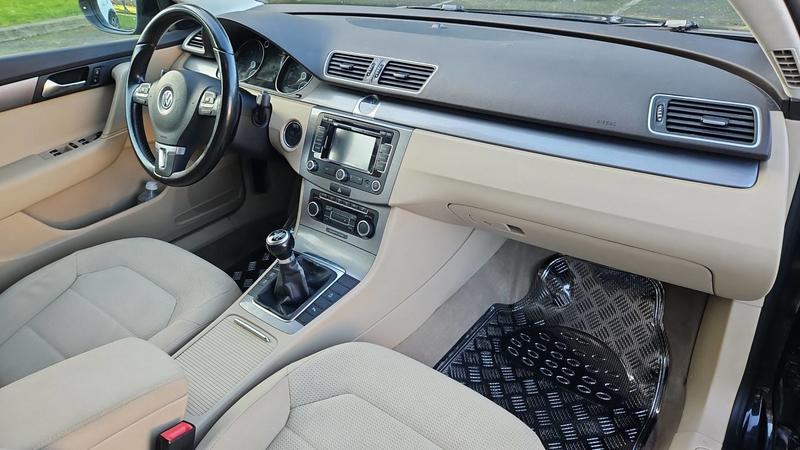 Volkswagen Passat VII 1.6 Tdi 105 Confortline