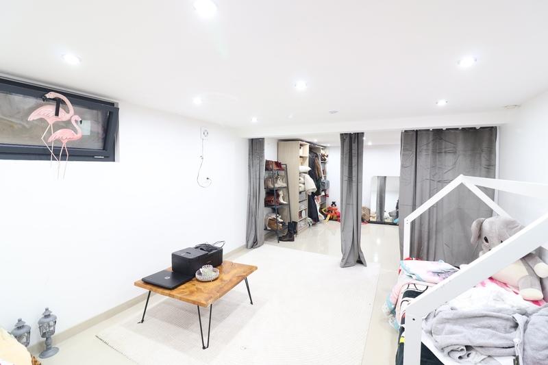 Maison - 187 m² - 4 pièces