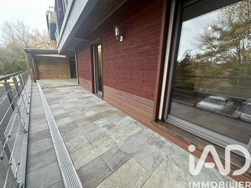 Appartement - 95 m² - 3 pièces