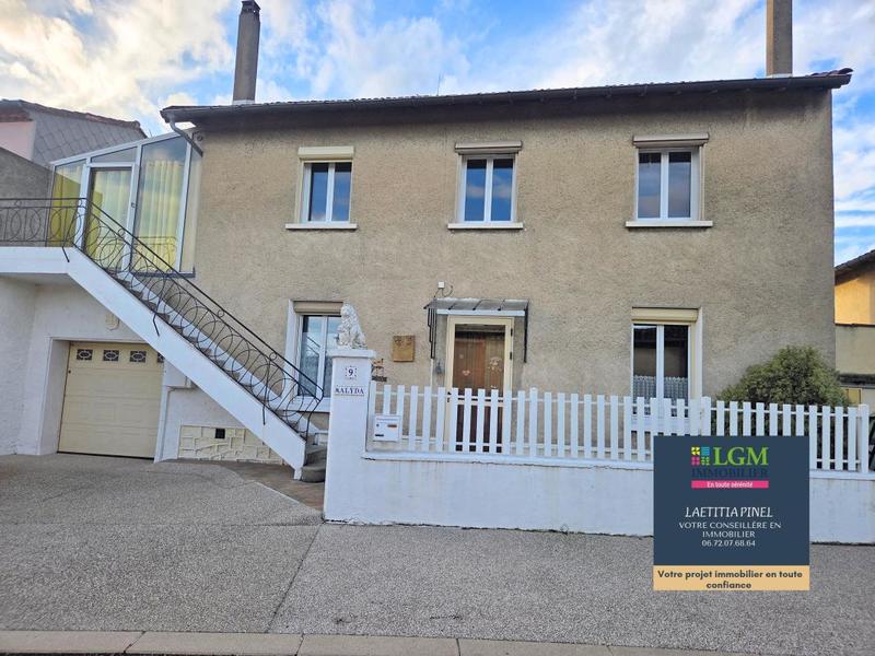 Maison - 205 m² - 7 pièces