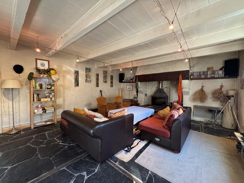 Maison ancienne - 106 m² - 7 pièces