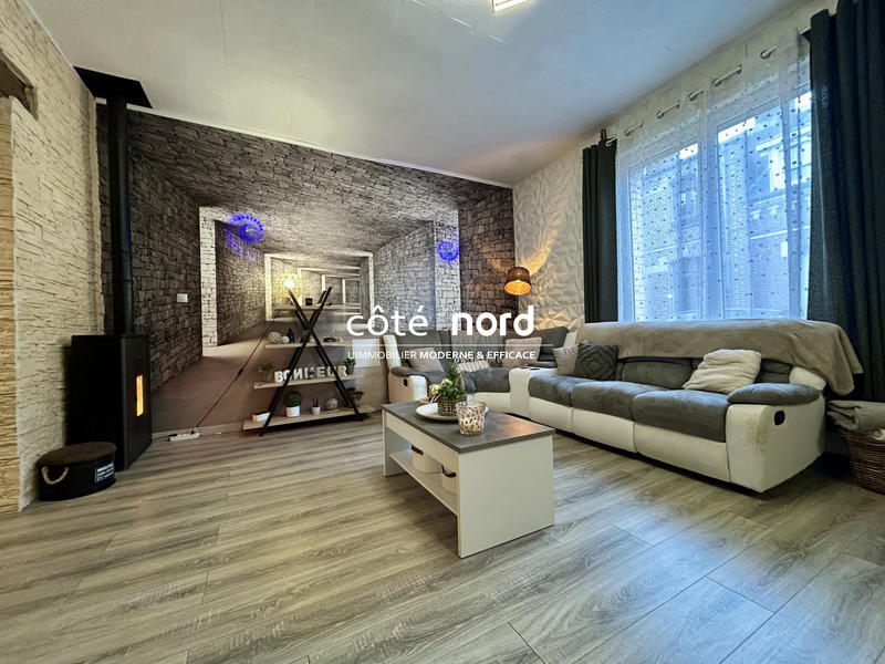 Maison - 90 m² - 5 pièces