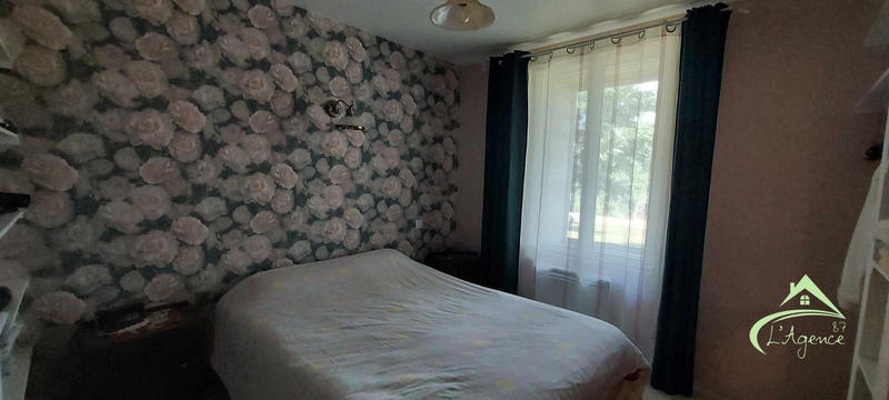 Maison traditionnelle - 100 m² - 5 pièces