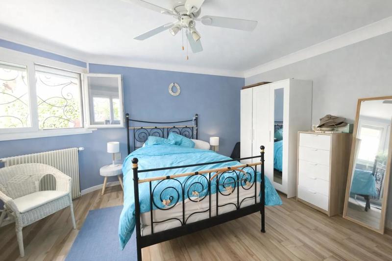 Maison - 277 m² - 6 pièces