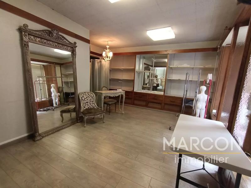 Immeuble - 103 m² - 5 pièces