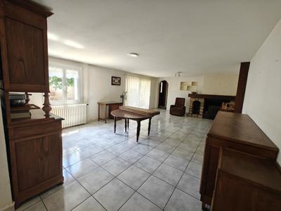 Villa - 163 m² - 7 pièces