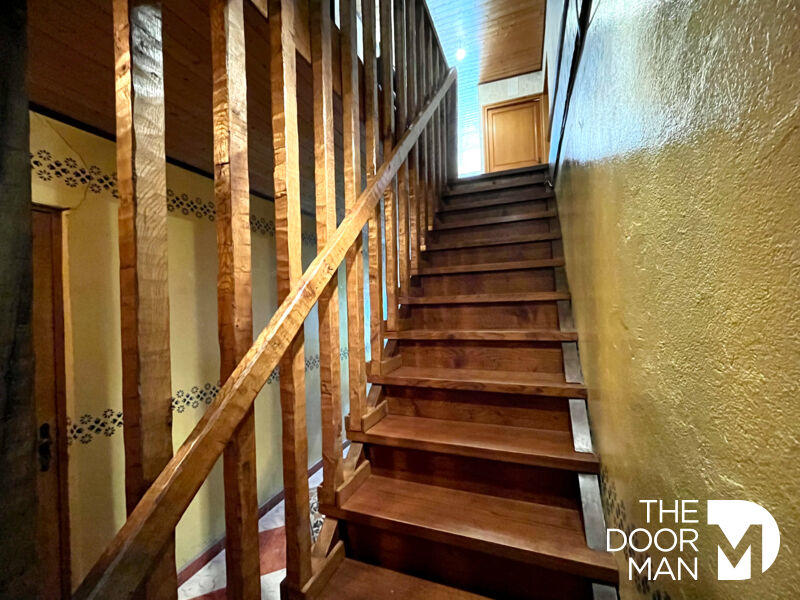 Maison - 202 m² - 8 pièces