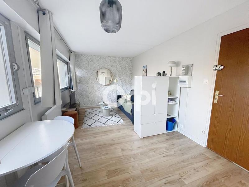 Studio - 19 m² - 1 pièce