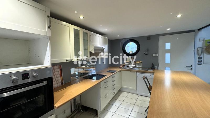 Appartement - 98 m² - 3 pièces