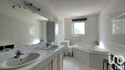 Maison - 112 m² - 4 pièces