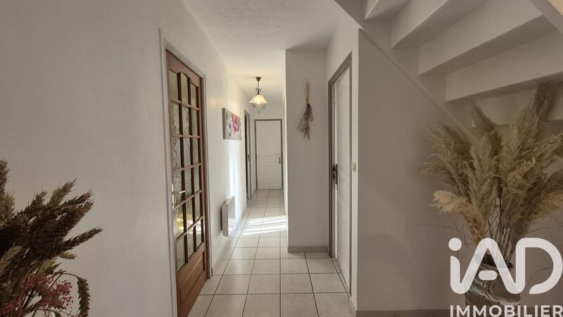 Maison - 137 m² - 5 pièces