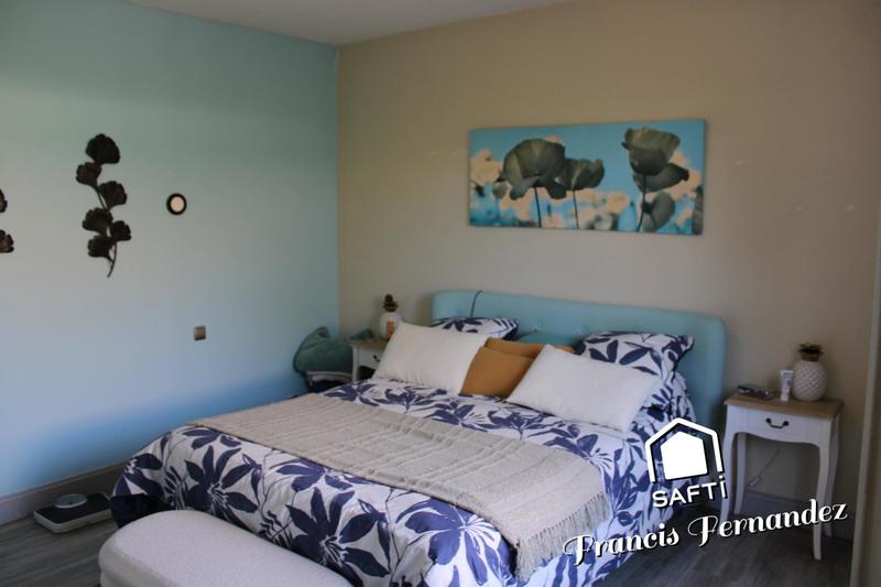 Maison - 159 m² - 6 pièces