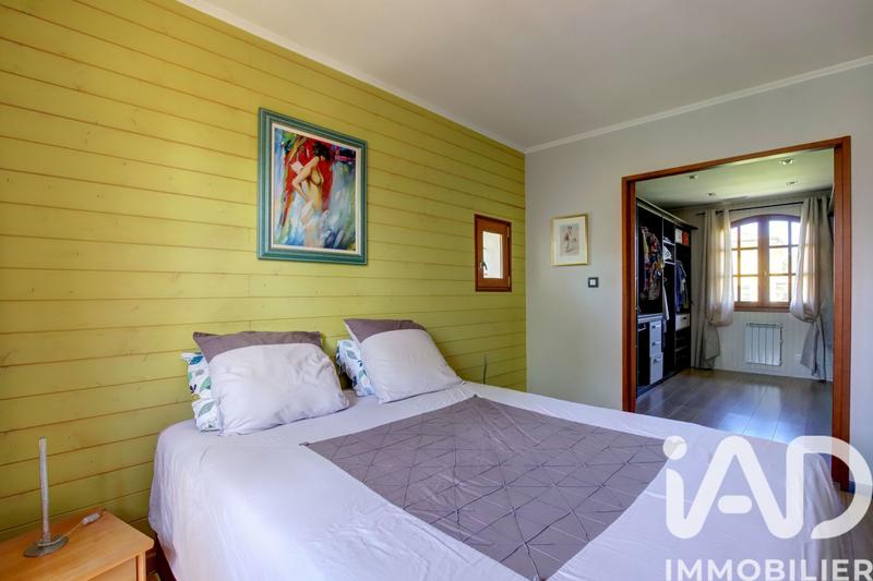 Maison - 96 m² - 5 pièces