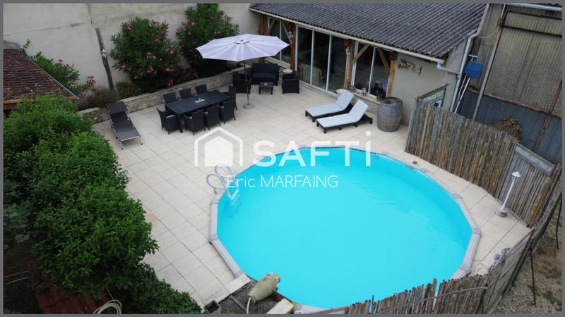 Maison - 325 m² - 8 pièces