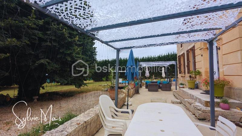 Maison de maîtres - 264 m² - 8 pièces