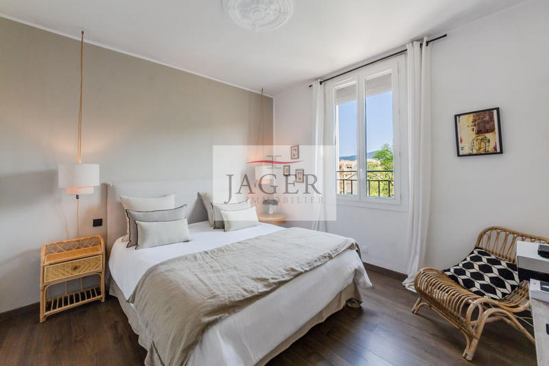 Appartement - 128 m² - 4 pièces