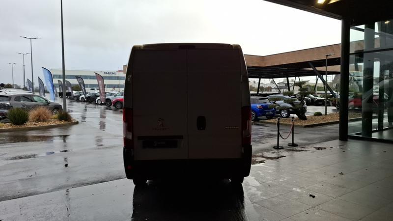 Peugeot Boxer II BlueHDi s&amp;S 120 Premium 330 L2h2