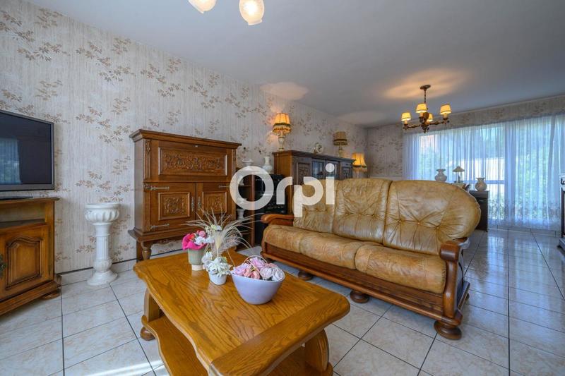 Maison - 93 m² - 4 pièces