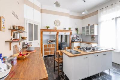 Maison de maîtres - 530 m² - 19 pièces