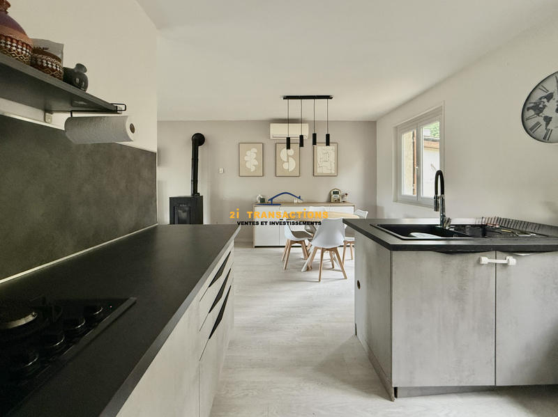 Maison - 144 m² - 5 pièces