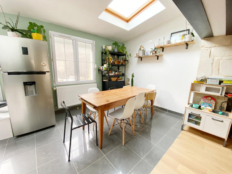 Maison - 90 m² - 4 pièces