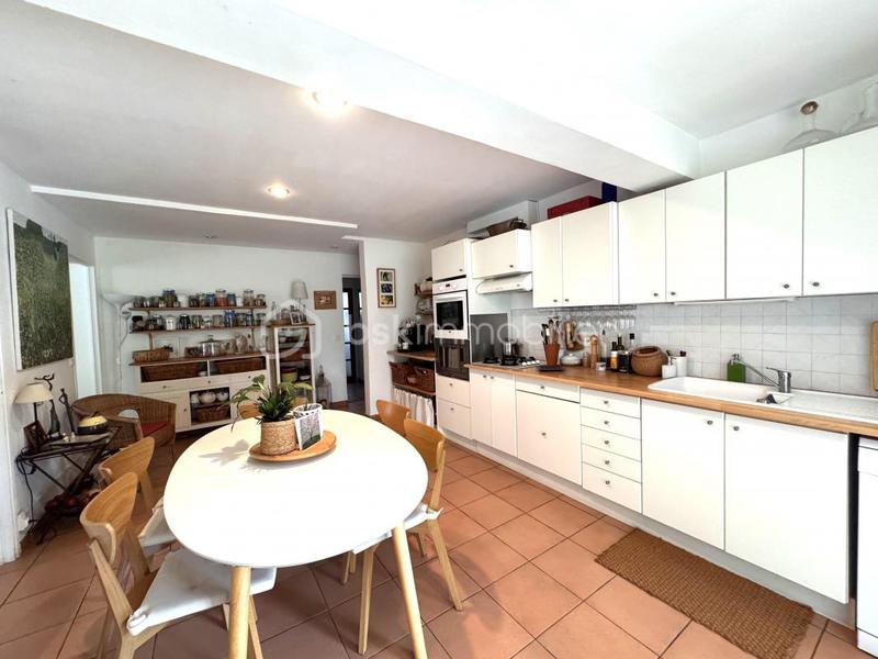 Appartement - 127 m² - 5 pièces
