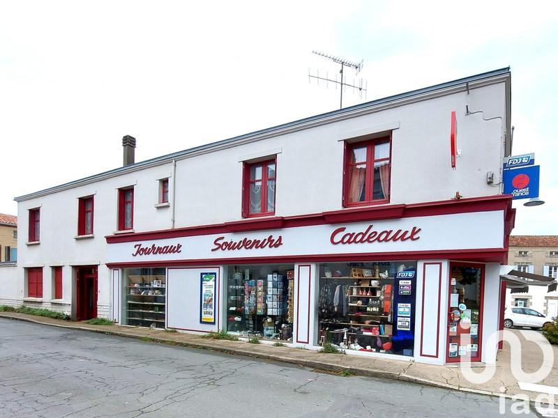 Maison de ville - 322 m² - 8 pièces