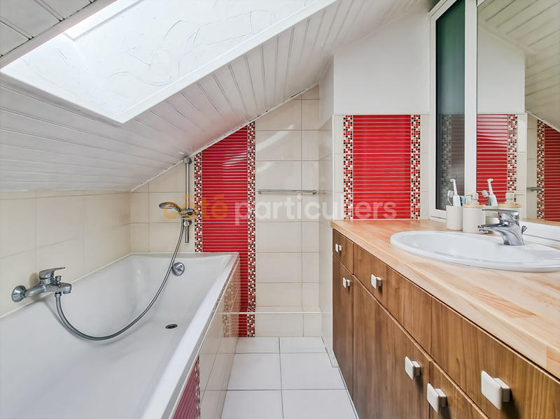 Appartement - 110 m² - 5 pièces